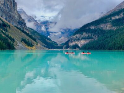 Best things to do in Lake Louise - two kayakers