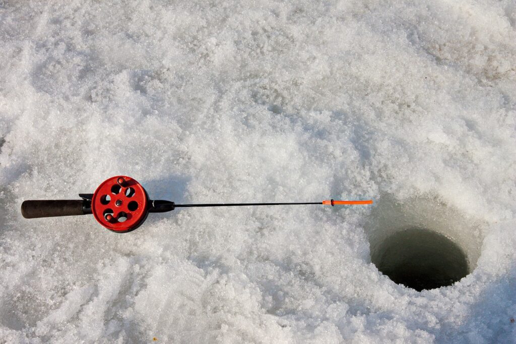 advanced ice fishing3