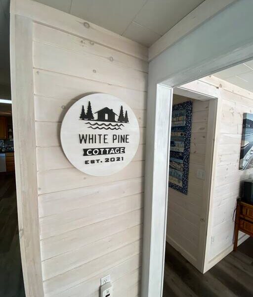 White Pine Cottage Wilberforce - Sandy Beach Entry