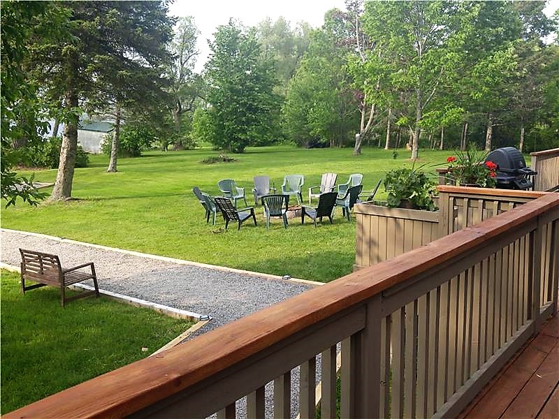 Private Setting - Kawarthas, Rice Lake, Waterfront, Fishing, Swim, Weekends & A Weekday Special