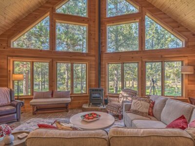 Riverfront Log Cabin with Foosball and Air Hockey